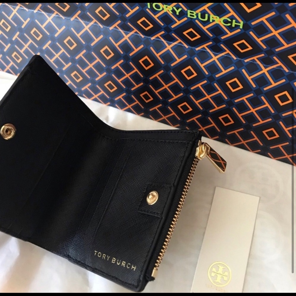 ▫️NEW▫️ Tory Burch Emerson mini wallet - Picture 3 of 3